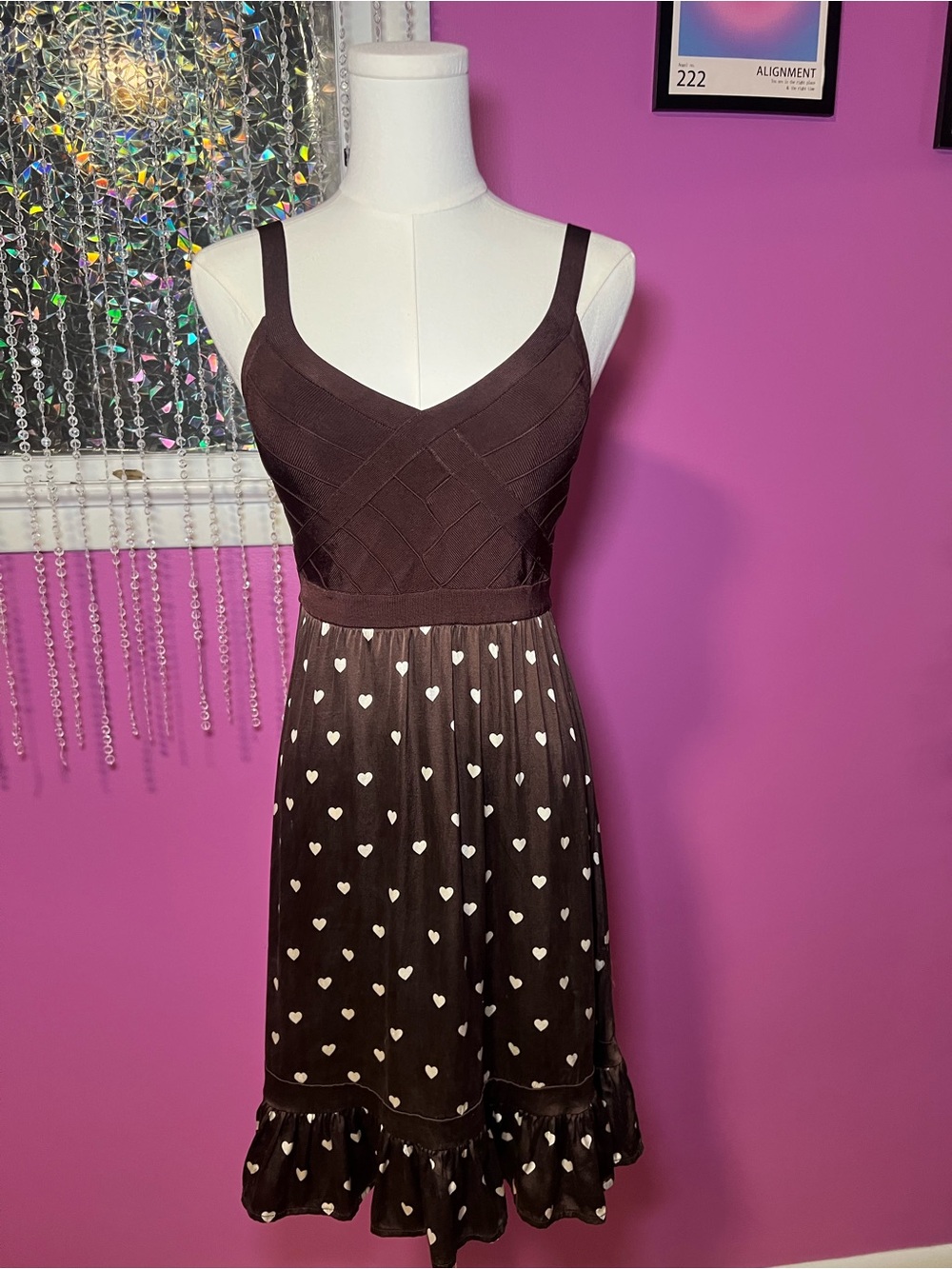bebe Brown Heart-Print Midi Dress with Ruffle Hem